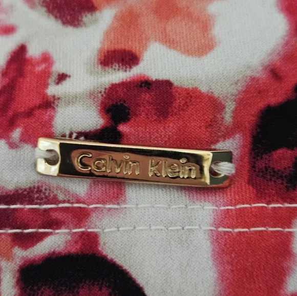 Calvin Klein sleeveless top size Small pink and white floral - Picture 3 of 5